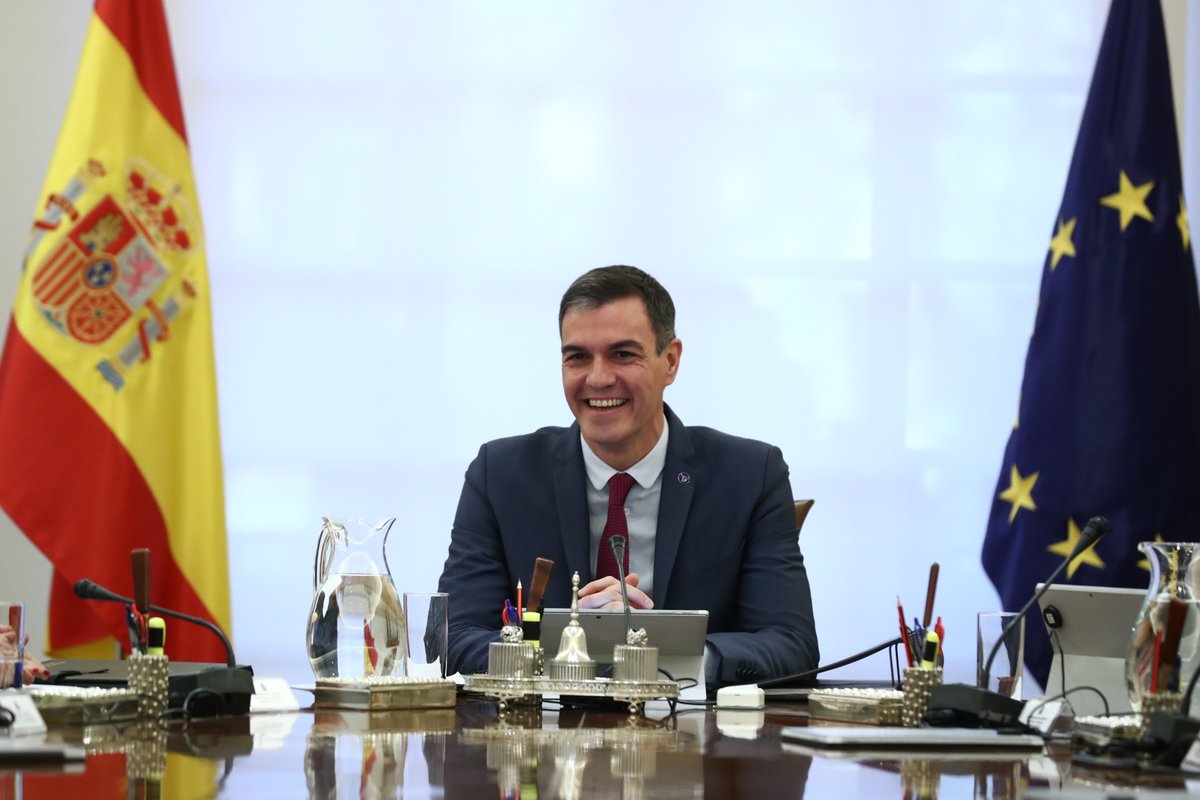 Pedro Sánchez tweet media