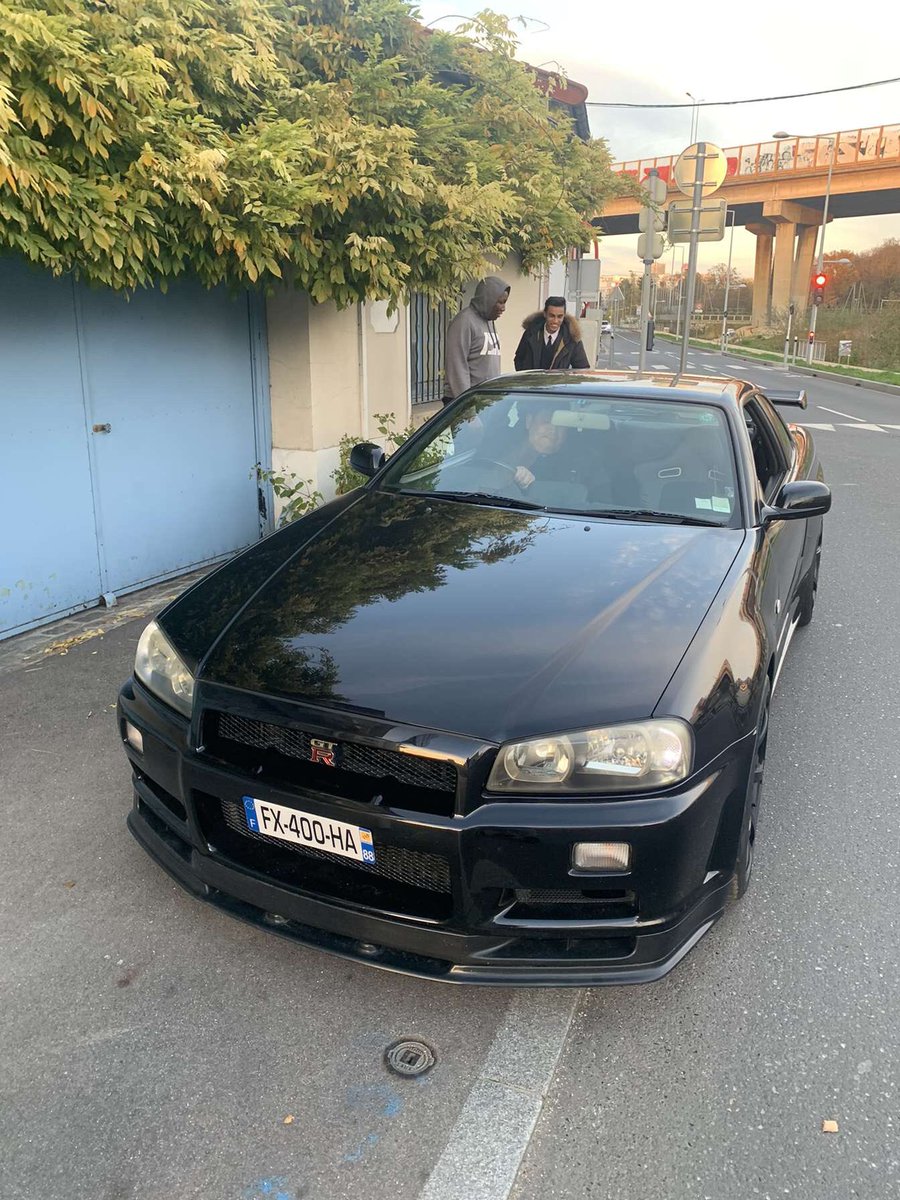 Thalesmp4_4's tweet photo. J’ai croisé une auto for sympathique 🤯🤯 https://t.co/IzmZpRti2J