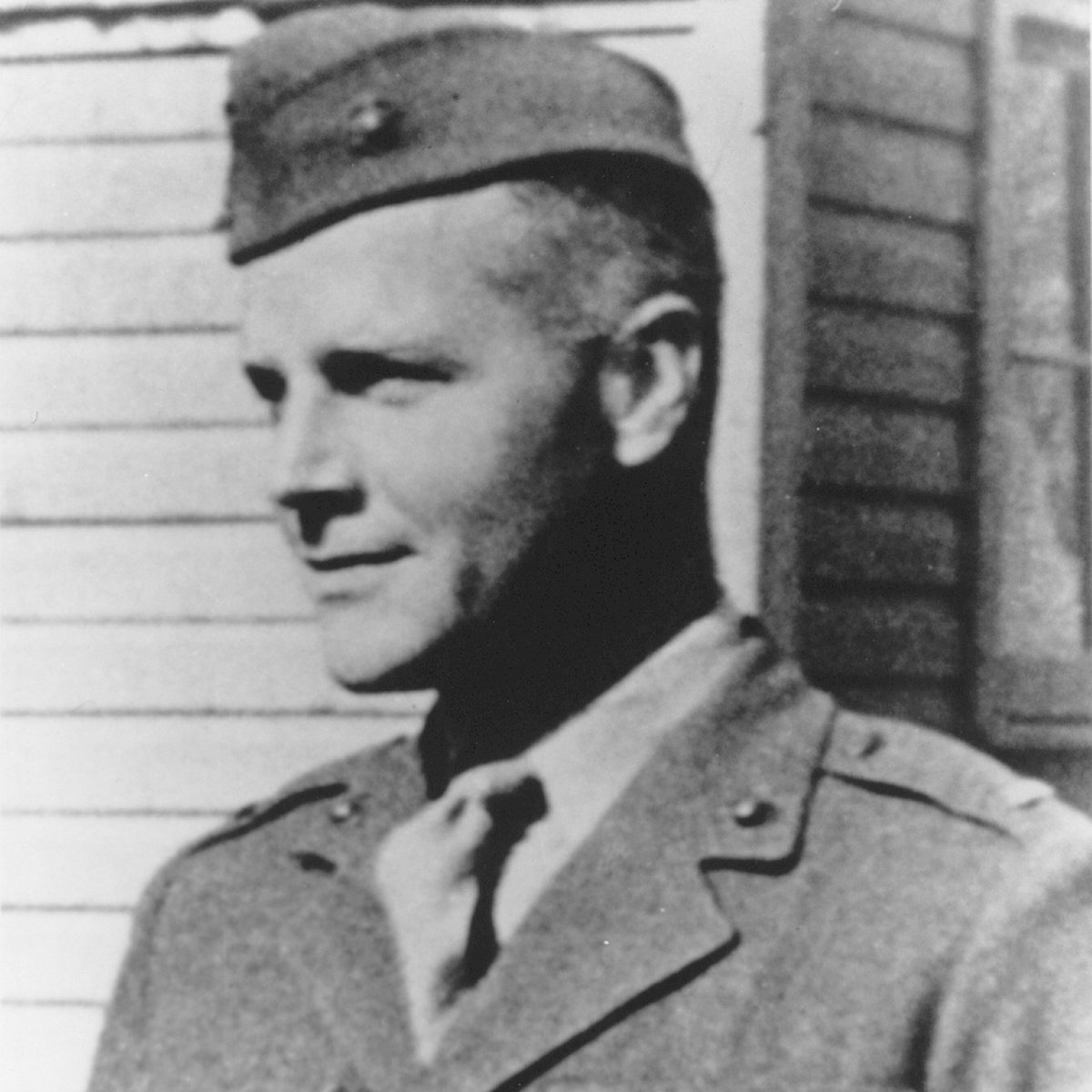 Alexander Bonnyman, Jr. of Atlanta, Georgia, a First Lieutenant in the U.S. Marine Corps, was posthumously awarded the Medal of Honor for his heroic actions on November 20-22, 1943, on Betio in the Gilbert Islands. #WeRememberThem