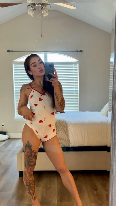 I&rsquo;m obsessed with this little one piece 🥹 isn&rsquo;t it cute?! 🥹 haters will say no 😂 https://t.co/NFxckN