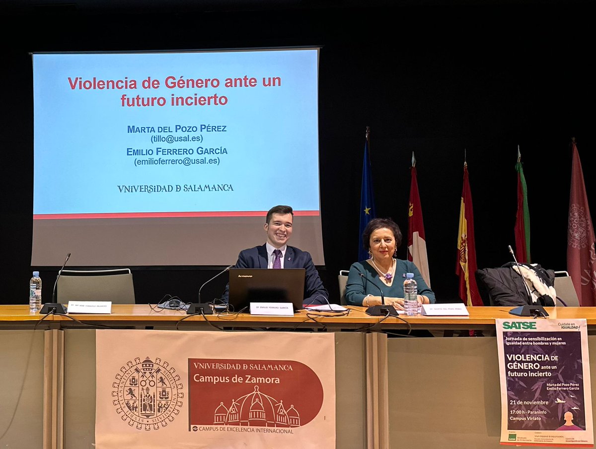 Gracias a las decenas de estudiantes de <a href="/EnfermeriaZA/">E.U. de Enfermería de Zamora</a> que nos acompañaron ayer en el Paraninfo para hablar de violencia de género.
Fue una tarde muy especial. ¡Buenísimas las preguntas!
Y gracias a mi ex-alumno Pedro por venir a verme. ¡Qué ilusión!🥰
<a href="/EmilioFerreroG/">Emilio Ferrero🌾</a> 
👩🏻‍🎓👠😍
