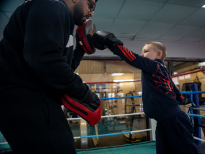 TheEdgeSY's tweet photo. @RMBCPress have announced the return of the Healthy Holidays programme for children and young people, once again partnering with a range of providers across #Rotherham to deliver holiday activities from 27th December till  5th January.

Read more below⬇️
https://t.co/HLFvn5bSBv https://t.co/8A6gUjl6IP