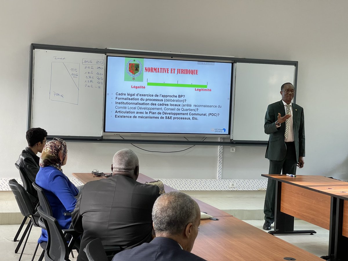 UCLGAfrica's tweet photo. FAMI 7: La thématique du Budget participatif sensible au genre captive l’attention des participants. Deuxième journée de formation dispensée par M. @bachirkanoute  de l’ @OidpAfrique https://t.co/EuGy4BkXdj