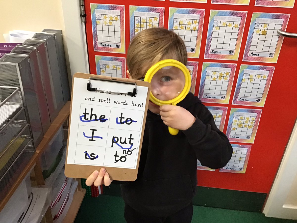 HollyfastSchool's tweet image. This week so far in RA there’s been lots of creativity, mathematical thinking and taking pride in our learning. We really are the R “A Team” 🤩#learnersforlife #receptionstars