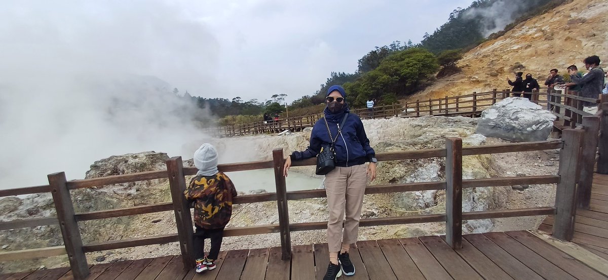 atnra23's tweet photo. Ngga kuat sm aroma belerangnya bikin uwe2an, selebihnya masyaallah banget pemandangannya https://t.co/Tz7t4nF9A5
