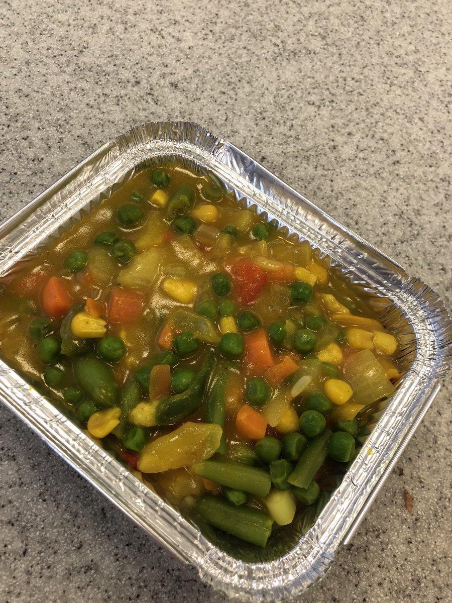 S3 Practical Cookery focused on cookery processes today, making delicious frozen vegetable 🥦🌽🥕 curry and rice. Cooker control was excellent and we can now explain the different between boiling and simmering 🍽️ - well done 👏
