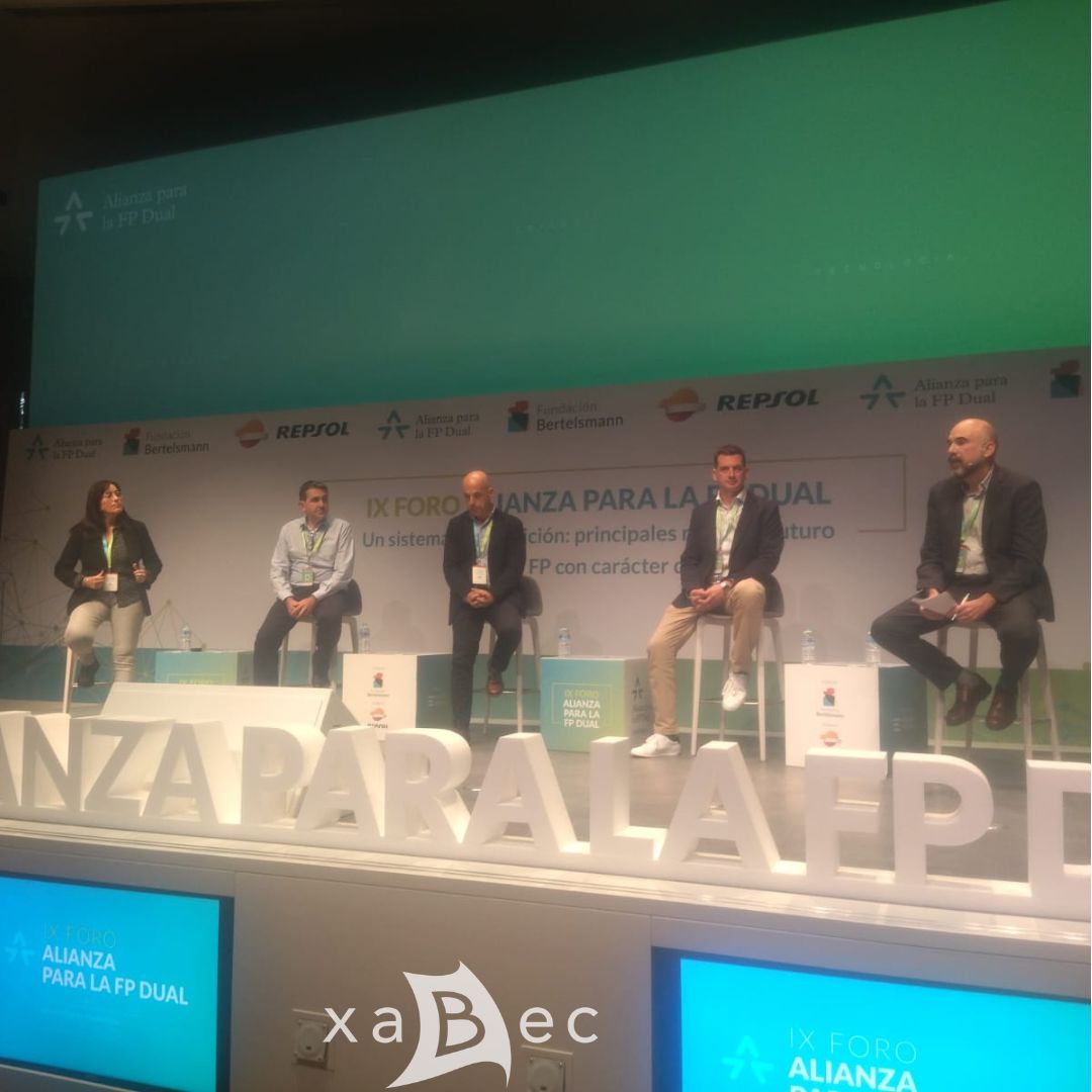Xabec participa en la IX Edición del Foro <a href="/Alianzafpdual/">Alianza FP Dual</a>.
Eduardo Crespo, profesor y coordinador de #fpdual, ha participado en una mesa de debate "El carácter DUAL en los centros educativos". Xabec es Premio Alianza 2018 como mejor centro de FPDUAL. 
#ciclosgva #fpvalencia