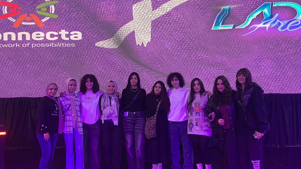 therealdiinnaa's tweet photo. had fun playing with the girlies at connecta @LadiessArena https://t.co/TipZP3Bcir