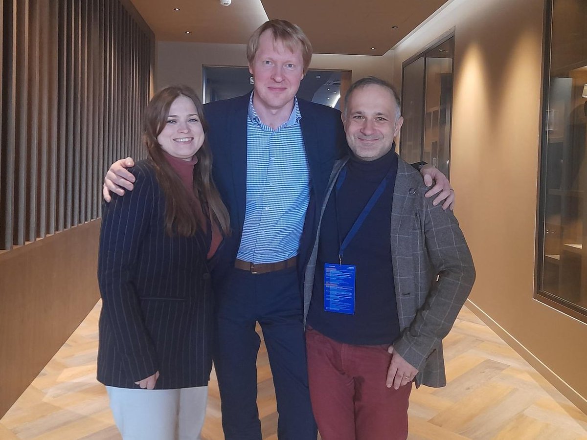 eeroloonurm's tweet photo. Today in #ErasmusPlus #BalticDays hosted by Lithuanian @smpfondas 🇱🇹
Wonderful work and wonderful presentations about @EUErasmusPlus #JeanMonnet by @AnnaBeitane and @Stbragh promoting @skytteUT and @unitartu and also @Tartu2024 and of course @studyinestonia 🇪🇪 as well :)
#NearEU https://t.co/x6eJUXnlE4