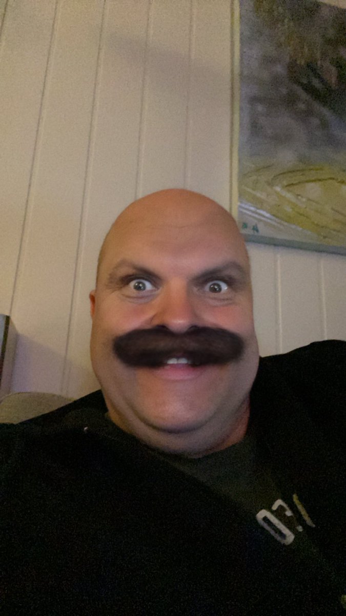 rayhil's tweet photo. Movember er her🥰 https://t.co/AGfXBJosP4