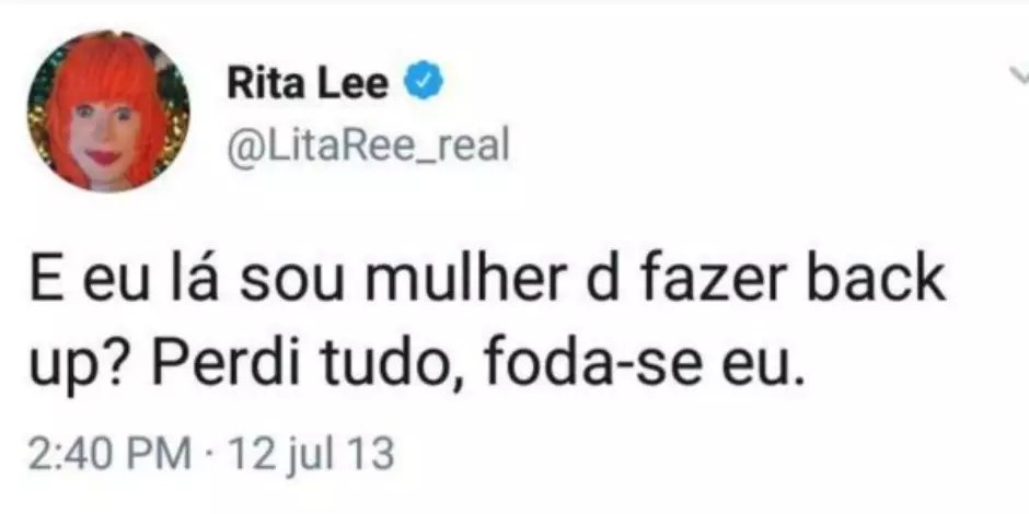 tomlinsonfeel's tweet photo. comprei um celular novo mas o antigo não quer fazer back up pq eu nunca fiz e agora eu não lembro a senha do meu twitter pra instalar no celular novo eu juro que a partir de agr eu vou fazer back up só não quero perder meu twitter 😭😭😭 https://t.co/n7Ex10cOft