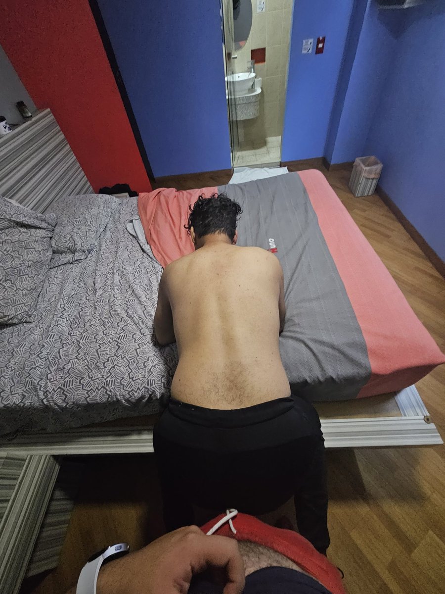 Elsinaloensex's tweet photo. Nos vimos con un sextwittero que la mamรก delicioso, pueden adivinar quiรฉn es ??? ๐๐๐ #elsinaloa #elcoach #vergon #riatudo #chacalon #norteรฑo #putitosumiso #mamador
@EncuentrGayCDMX @Funny_MXXX @Sextopiso_mx @EDOMEXXXGay @GayBcnPorno @EncuentroGayMty https://t.co/fWG2CyguCZ