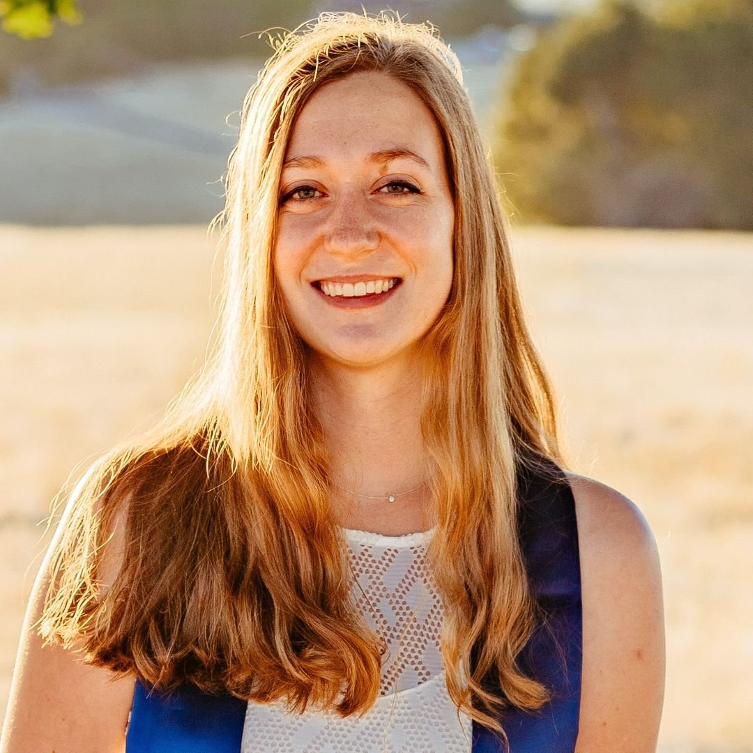 Berkeley Linguistics (@berkeleyling) on Twitter photo Congratulations to UC Berkeley's Katie Russell (<a href="/katier721/">Katie Russell</a>), recipient of the Linguistic Society of America's 2024 Victoria Fromkin Memorial Prize for Student Excellence in Phonology!
linguisticsociety.org/content/2024-a… Congratulations to UC Berkeley's Katie Russell (<a href="/katier721/">Katie Russell</a>), recipient of the Linguistic Society of America's 2024 Victoria Fromkin Memorial Prize for Student Excellence in Phonology!
linguisticsociety.org/content/2024-a…