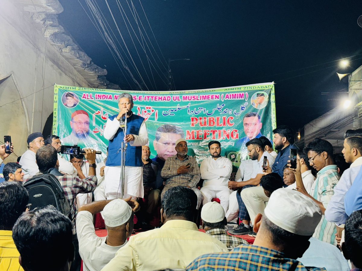AimimAziz's tweet photo. 🔴LIVE Halqa-e-Assembly Karwan ke Golconda Division mein AIMIM MLA candidate Karwan Janab @kausarmohiuddin Sahab awaam se khitaab
#AIMIM #AsaduddinOwaisi #Owaisi #karwan #Golconda #VoteForKIte #VoteForMIM #VoteForDevelopment #Assemblyelection2023 #MIMagain #publicmeeting #India https://t.co/FgP9RgSDGy
