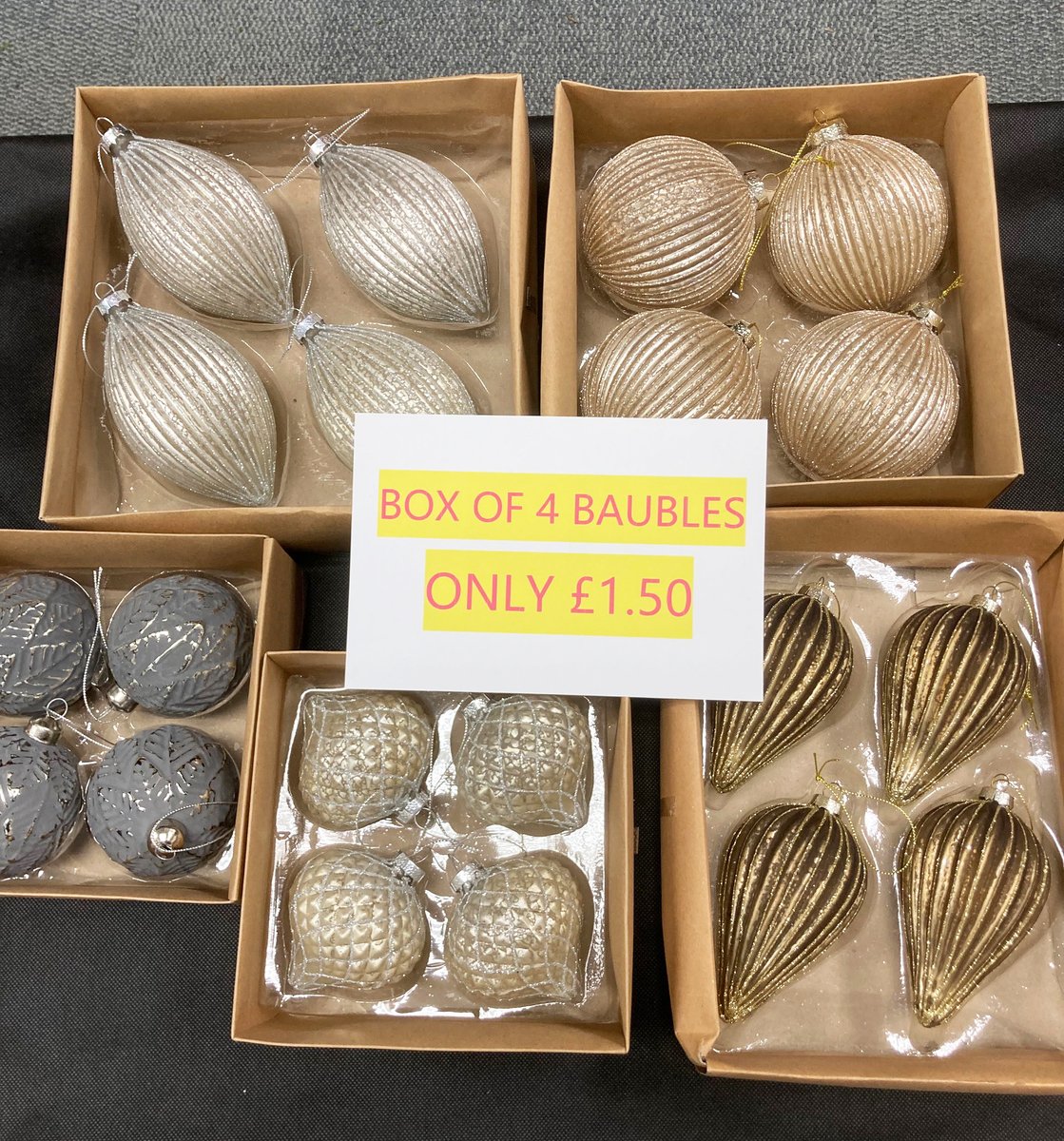 LBSTradeCentre's tweet photo. 3 new fantastic deals in the shop!
Make your own garland kit - Now ONLY £4.99 each.
Box of 4 baubles - Now ONLY £1.50 each
Full box of 50 gold poinsettia pick's - now ONLY £6.00
🎄🎄🎄🎄🎄🎄
#christmasdecorations #christmas2023 #christmasdecorating #christmasdecoratingideas https://t.co/L2UiAjleEc