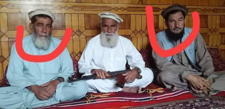 #باجوڑ_کو_آمن_دو_
آج باجوڑ کے دو الگ مقامات پر بم دھماکوں سے تین افراد جان بحق ہوگئے ۔ پہلا دھماکہ آج صبح 9:00 بجے مامینزو سڑک پر ہوا جس میں سبز علی نامی نوجوان جان بحق ہوگئے جبکہ آج شام کو ایک اور دھماکے میں معلم عبدالستار اور ان کا چچا زاد حاجی ابراھیم جان بحق ہوگئے ۔