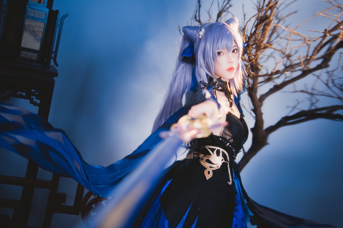 夜幕降臨，燈火初上。

 #cosplay #cosplayphotography #コスプレ #コスプレ写真 #コスプレ撮影 #自撮り #角色扮演 #kawaiigirl #kawaiicosplay #anime #animecosplay #genshinimpact https://t.co/flQAMFjawN