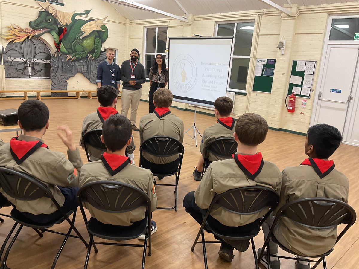 Excellent active bystander session by the MedRACE team @LeMedSchool at 9th Leicester Scouts yesterday. Fab engagement and feedback from the scout group! Thanks to @kirann96, Amardeep and Lewis who led the session brilliantly. Great to get out and share the MedRACE message