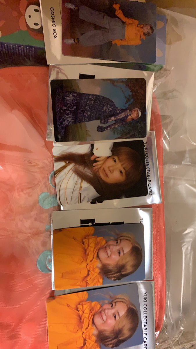 rinyaaayuki's tweet photo. YUKIちゃんのグッズ届いた！えぇぇえ！レアカード？！？！テンション上がった〜キラキラしてるからそうだよね？！w https://t.co/FiQdSoQRw0