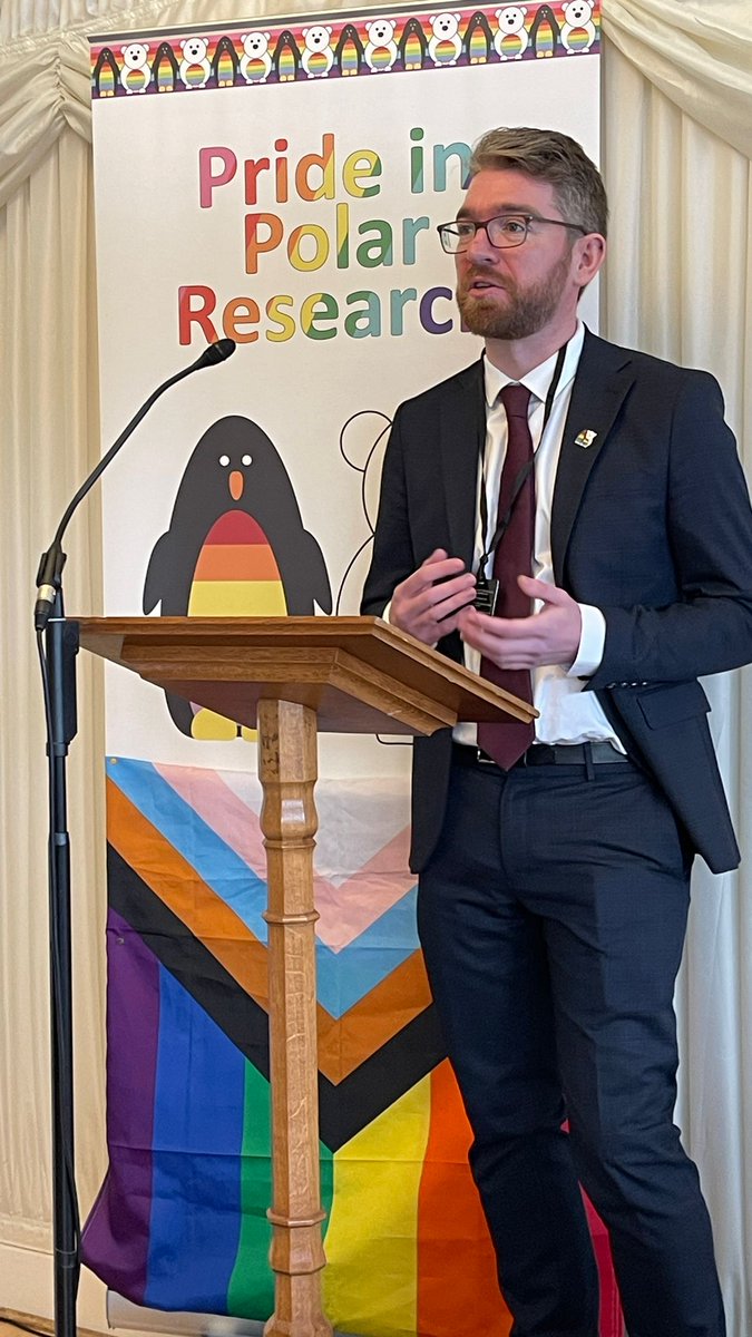 On Monday was down in Parliament with @APPGPolar to talk to MPs and peers about #PolarPride. Met so many great people and had great discussions on why Pride is needed to help everyone produce better polar research! 🏳️‍🌈🏳️‍⚧️❄️🏔️