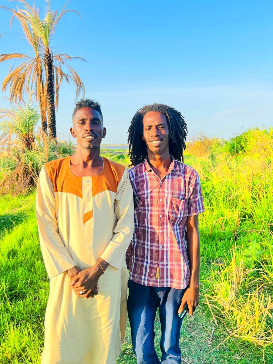 ليس النقاء بالمظهر ، إنما بما تكنهُ النفوس
اللهّم قرّب لنا النفوس النقية والطيبة !🤎🌸🦋