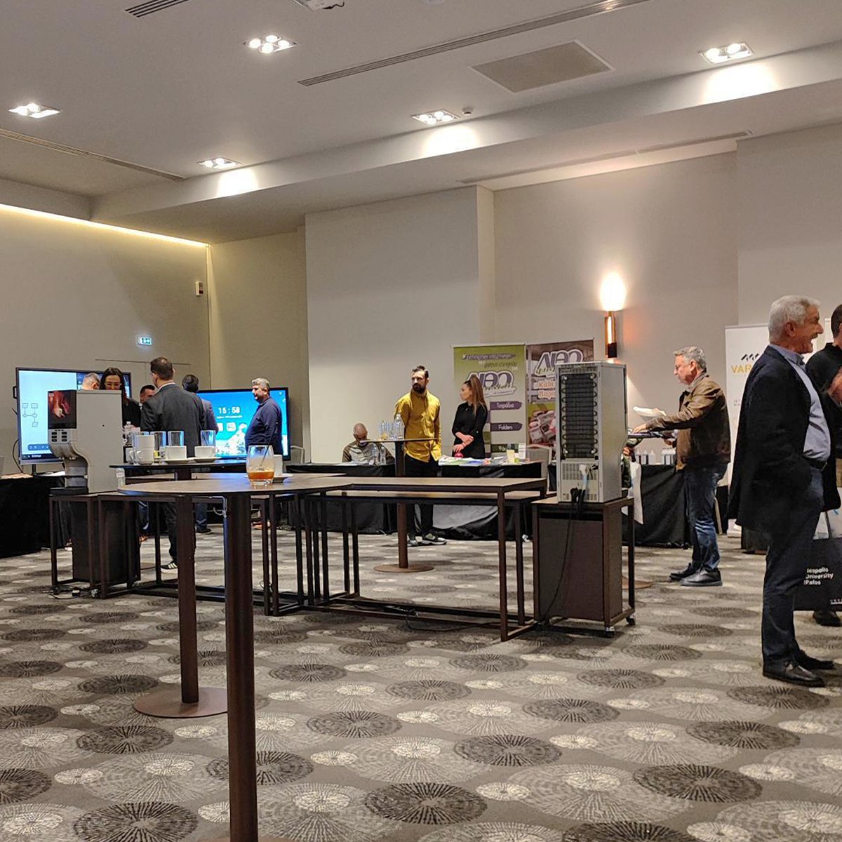 rdcinformatics's tweet image. Η RDC Informatics έδωσε το παρόν για μία ακόμα φορά στο 10ο Σεμινάριο Διδακτικής της ΟΕΦΕ, με θέμα «Η ακαδημαϊκή εκπαίδευση συναντά τη φροντιστηριακή στην εποχή της τεχνητής νοημοσύνης». 🏆

Διαβάστε περισσότερα: bit.ly/49KSIZ8 
 
 #RDCInformatics #ΨηφιακηΜαθηση #ΟΕΦΕ