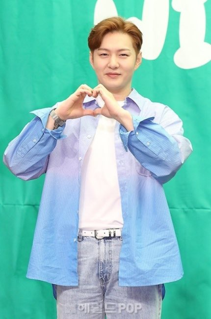 fantagiomusic_'s tweet photo. [#이창섭] 비투비 이창섭, 판타지오와 전속계약.."그룹 활동 우선순위로 지원"
▶ https://t.co/45rS0aE699

#NEWS #LEECHANGSUB https://t.co/pLVsYNkLeP