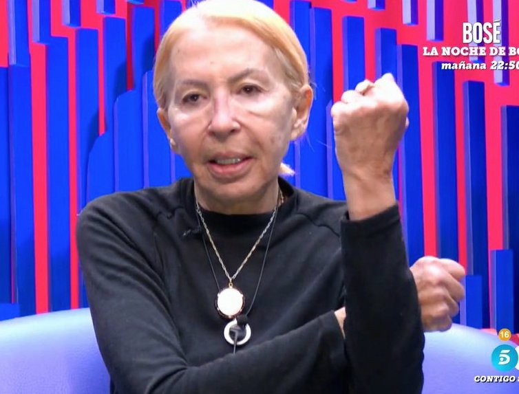 Elegidx's tweet photo. ¿Con quién te quedas?

🔄 Laura Bozzo

❤️ Jessica Bueno

#GHVIP22N https://t.co/gI2kZA3yhd
