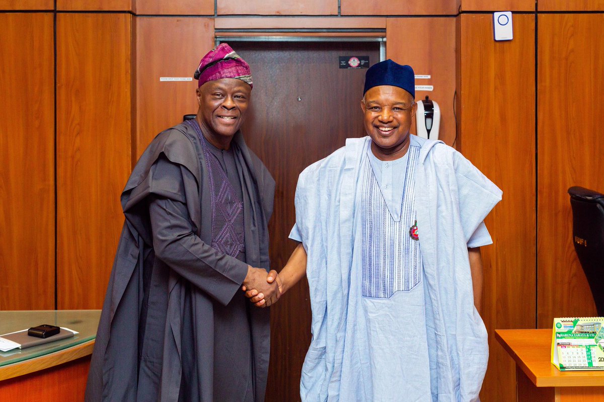 atikuabagudu's tweet photo. It was an honor to welcome the Minister of Finance and Coordinating Minister of the Economy, Chief Wale Edun. We Engaged in discussions about economic strategies and collaborative efforts for sustainable development. 

#EconomicPartnership
#Collaboration 
#SustainableDevelopment https://t.co/gSEepFaCH2