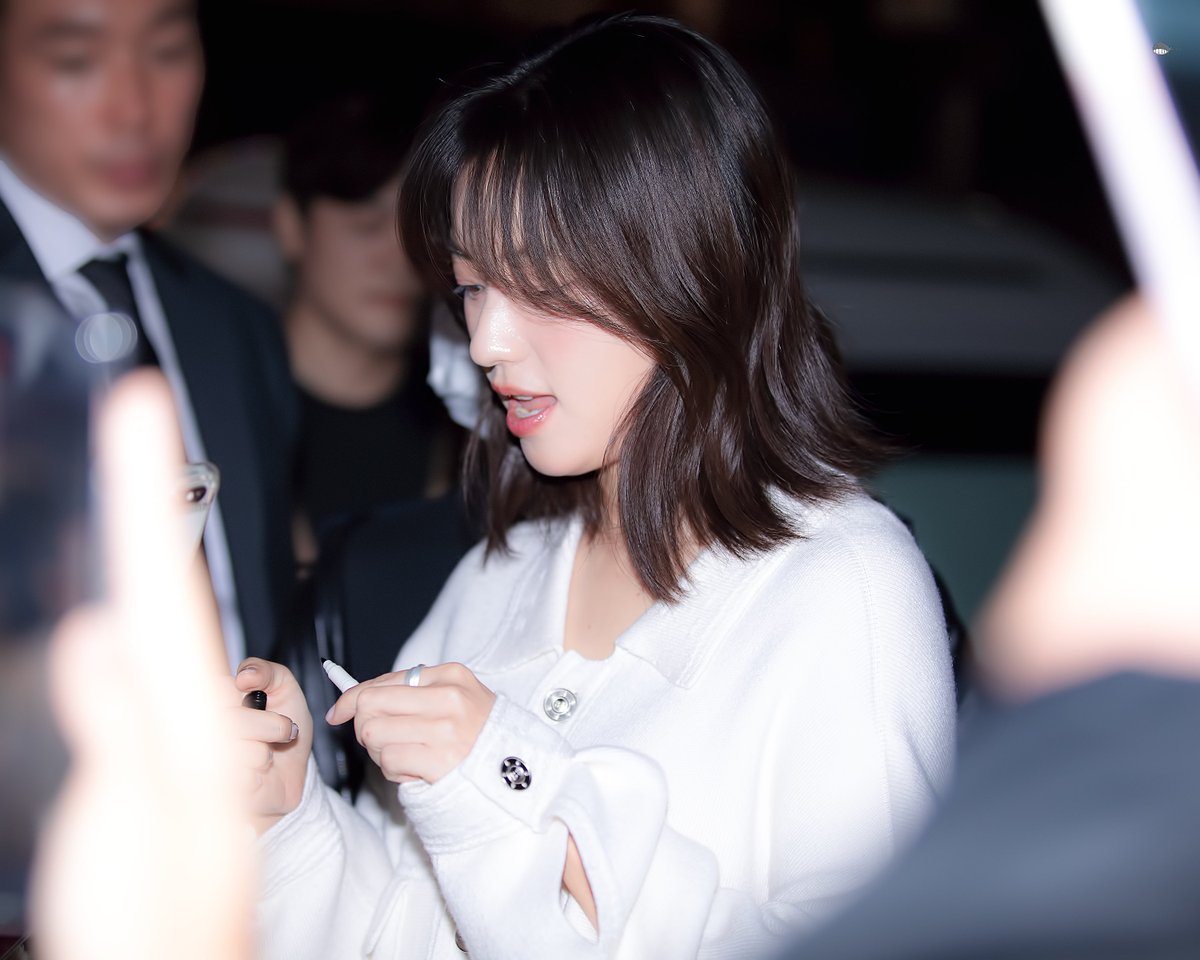 231025 퇴근길 다정왕 🥰

#한효주 #hanhyojoo