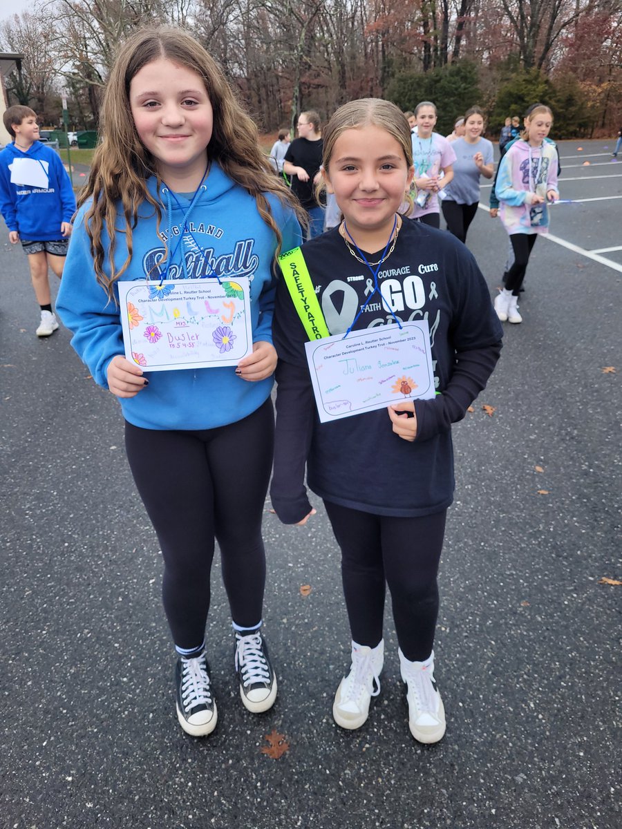peters_ted's tweet photo. Sixth grade Turkey Trot at CLR. #reutterrocks @franklintwpsch https://t.co/IdOMdHEUpH