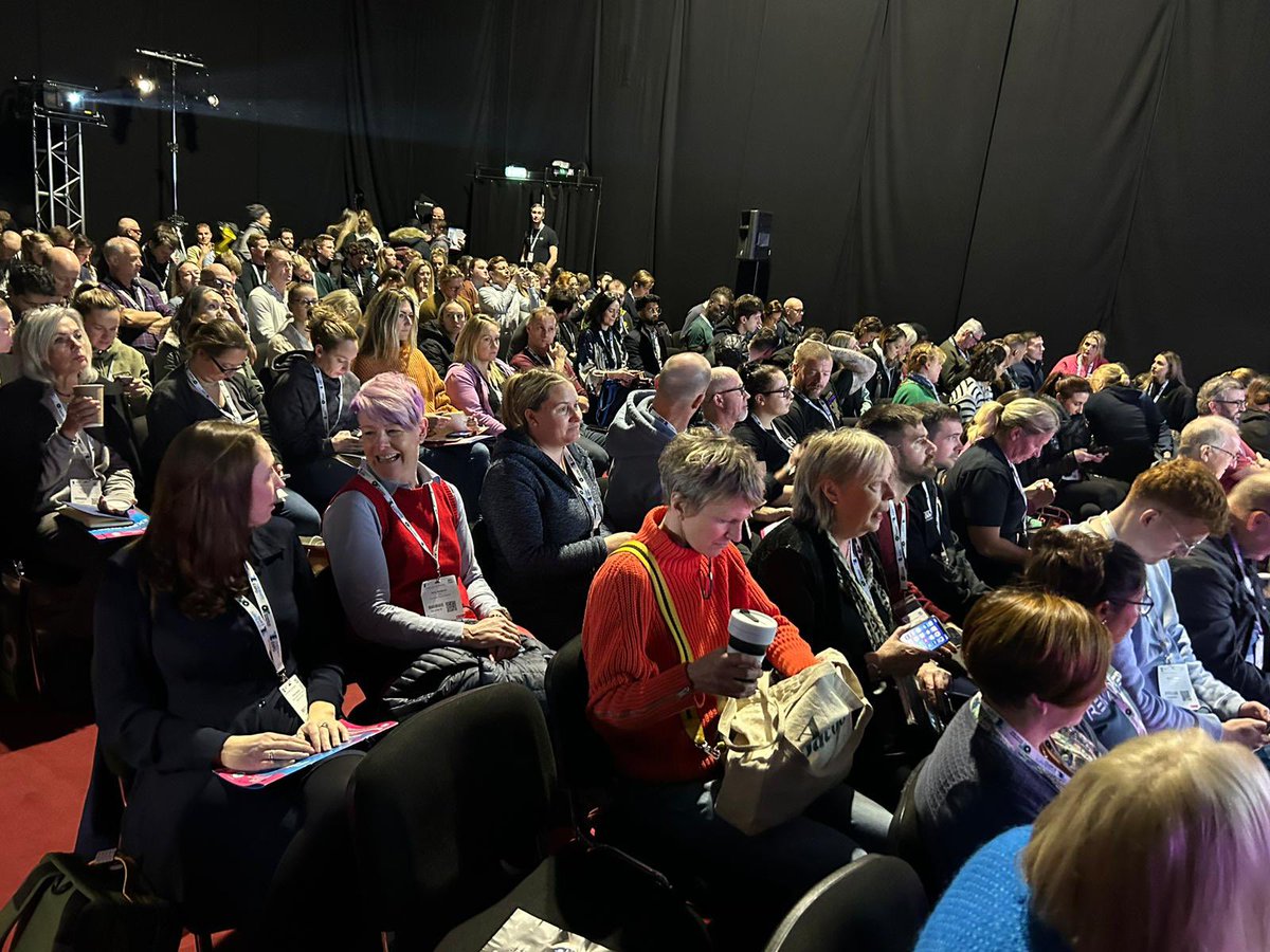 TheSSTofficial's tweet photo. Full house for @Thomas_Hames &amp; Dr Michelle Evans for their presentation on the importance of Strength AND Conditioning in a Rehabilitation setting! https://t.co/SmmxwQC5A2