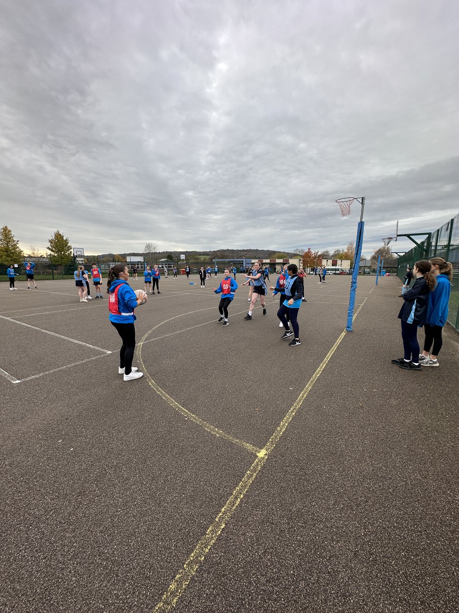 Lots of sport action for today’s Year 9 House Games. What a brilliant start to the House Competitions, well done to all that participated ⚽️🏸🏐