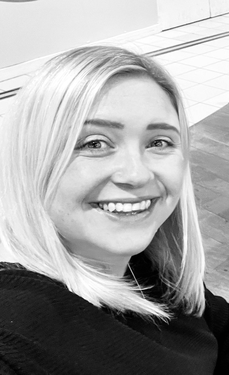 Happy #physiologyweek 2023! Couldn’t find a recent picture in the lab, so thought a face of anticipation en route to a physiology conference is a good second best.. Such a pleasure to see the diverse and happy #facesofphysiology!