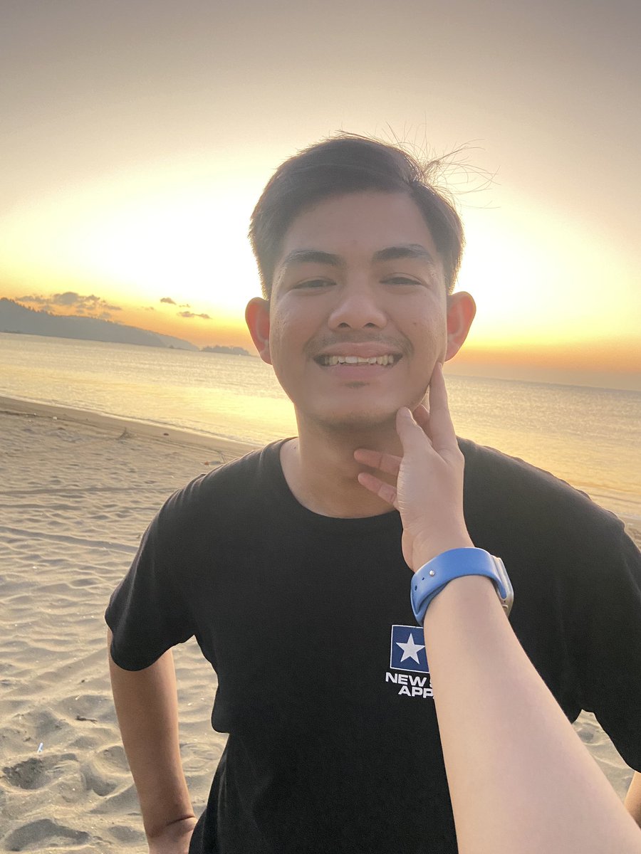 ajenglaras_'s tweet photo. Si paling mengerti apapun kondisi, masalah dan moodswingnya aku, si selalu tanya "kamu happy ga ? " kalo tiap kita jalan, si selalu bilang aku seneng kalo kamu seneng, selalu usahain kalo aku mau sesuatu, si selalu menenangkan kalo abis nangis cerita karna bercandaan org nyakitin https://t.co/UTwizexPS9
