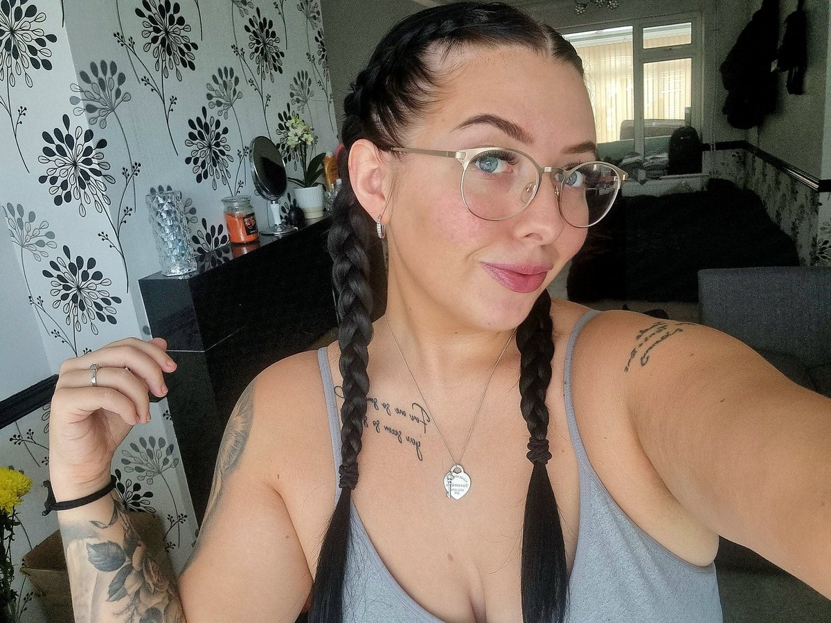 Good morning and happy mid-week to y'all 🥰