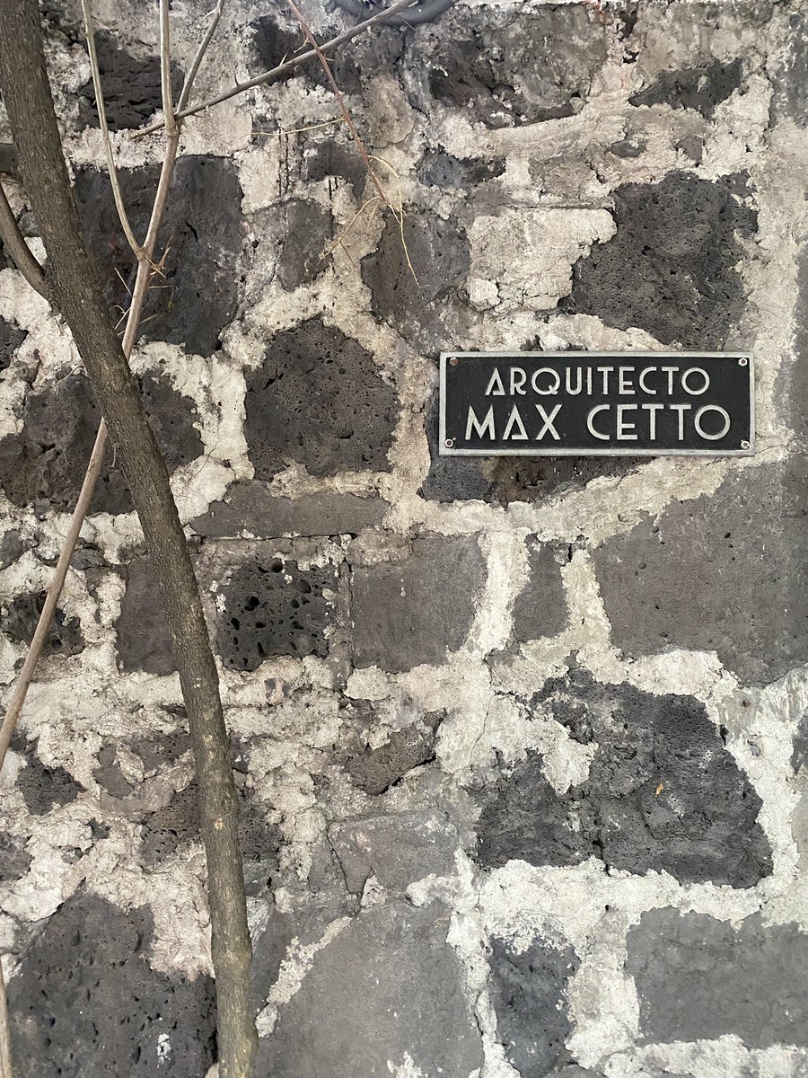 MalpaisEdicion's tweet photo. Ayer visitamos la Casa-Estudio Max Cetto. 
Es un milagro.
No se pierdan la oportunidad de conocerla con nosotros el próximo sábado a las 4PM. https://t.co/wS8YJlJQpK