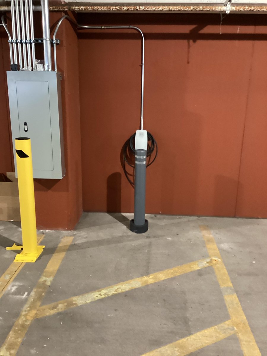 🔌 Powering up the EV future at Best Buy Headquarters!

12 sleek Level 2 EV chargers wall-mounted for seamless integration with bollards.

Elevate your charging experience with COIL! ⚡

#EVCharging#CommercialEV#Sustainability#CleanTransportation#RenewableEnergy#BusinessMobility
