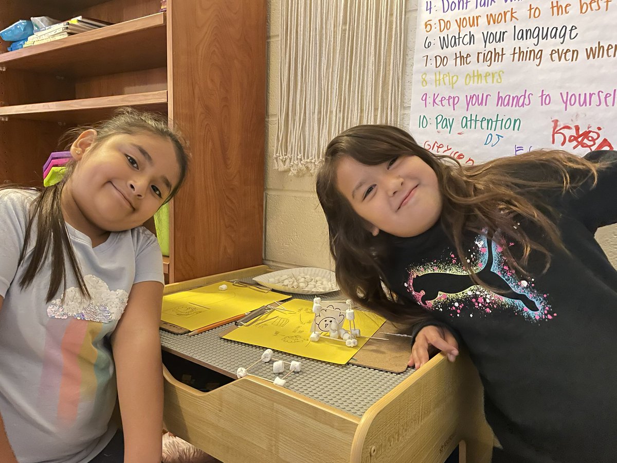 Mrs_BGunter's tweet photo. How do you catch a Turkey? You build a Turkey trap of course! Fun STEM challenge in third grade to celebrate Thanksgiving!🧡
#LearnGrowLead #CEES #LEXCS https://t.co/KzvwTXWwgw
