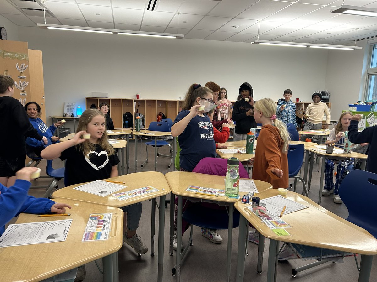 MissWolfrum's tweet photo. For our Science lab we made BUTTER!! We learned what a colloid is and observed the states of matter changing in this lab! They now get to enjoy it at their Thanksgiving dinner😋🧈 https://t.co/R9hNubaauu