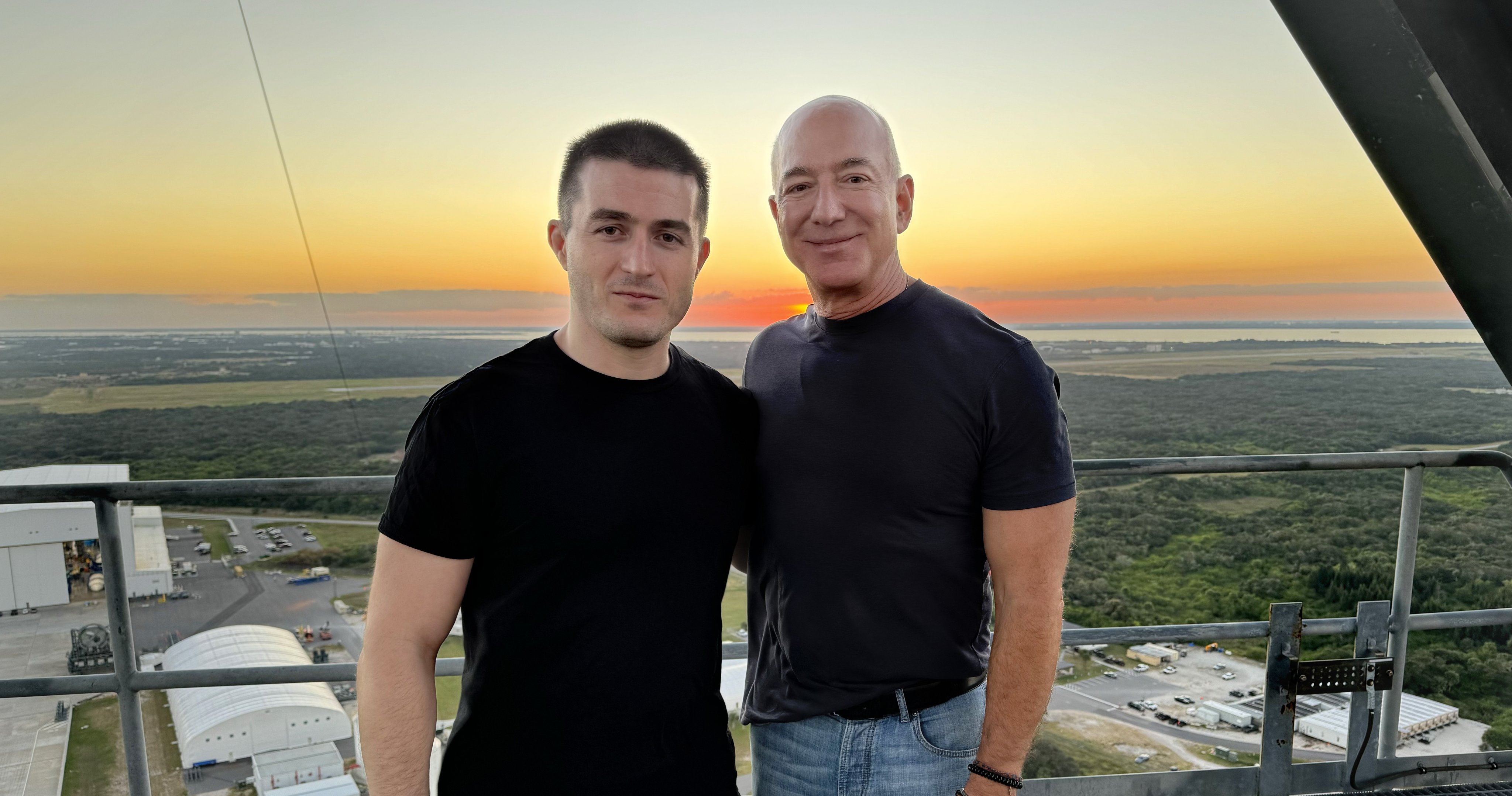 Jeff Bezos:  and Blue Origin  Lex Fridman Podcast #405 : r/lexfridman