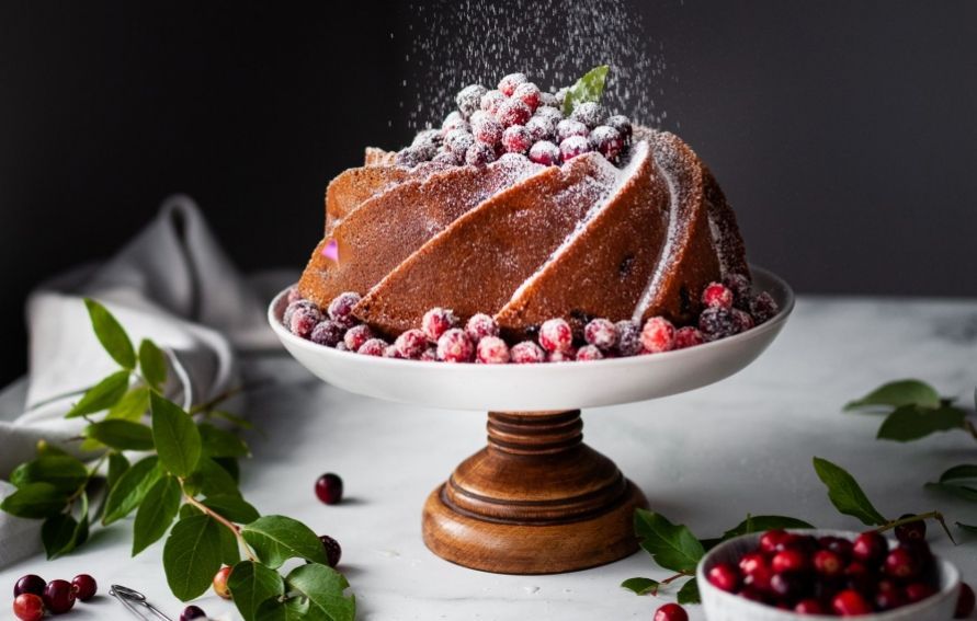 Cranberry Recipes to Satisfy All of Your Holiday Cravings buff.ly/3GcV05y (via @EdibleStories ) Bring cranberries to the forefront of your holiday recipes with these deliciously tart cranberry cake, drink and salad recipes.