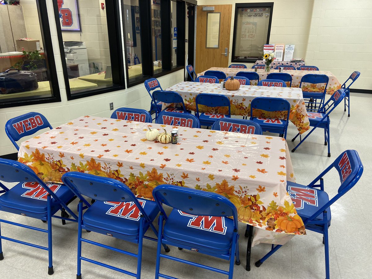 WeBoAthletics's tweet photo. Ready for our Athletic Department Team Lunch! We are thankful for all the individuals and departments that add value to our student-athletes in so many different ways.

Thank you to @JenniferBayles1 for your significant work and effort on this and all of our Team Lunches! https://t.co/EgdUI7kgiK