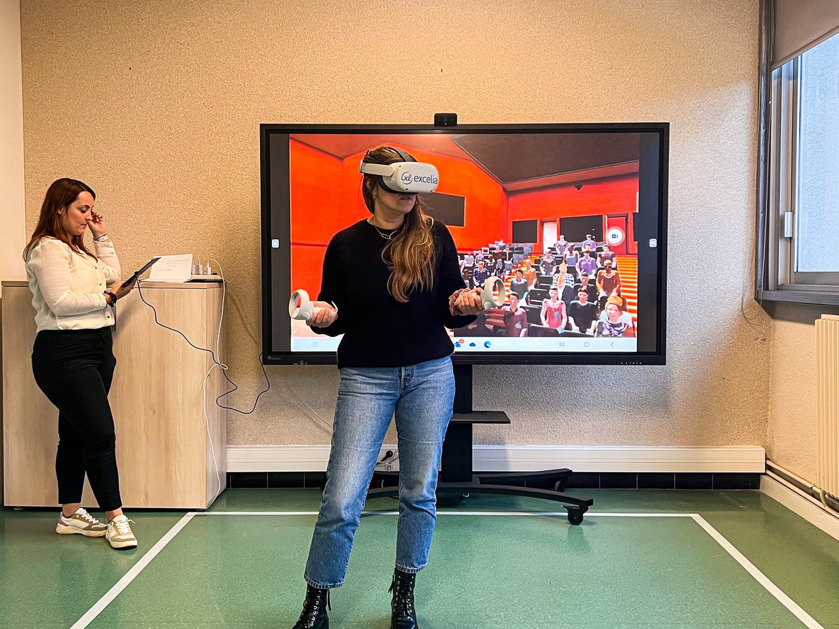 ExceliaGroup's tweet photo. [#XLVision👁️] Journée de découverte des espaces et des expériences d'#apprentissage immersives de la #XLFactory à #Tours !
 
Collaborateurs, #étudiants et #entreprises ont eu l'opportunité d'expérimenter des #metavers #pédagogiques conçus par #Excelia et déployés en cours 👏 https://t.co/SL3wc4ECsR