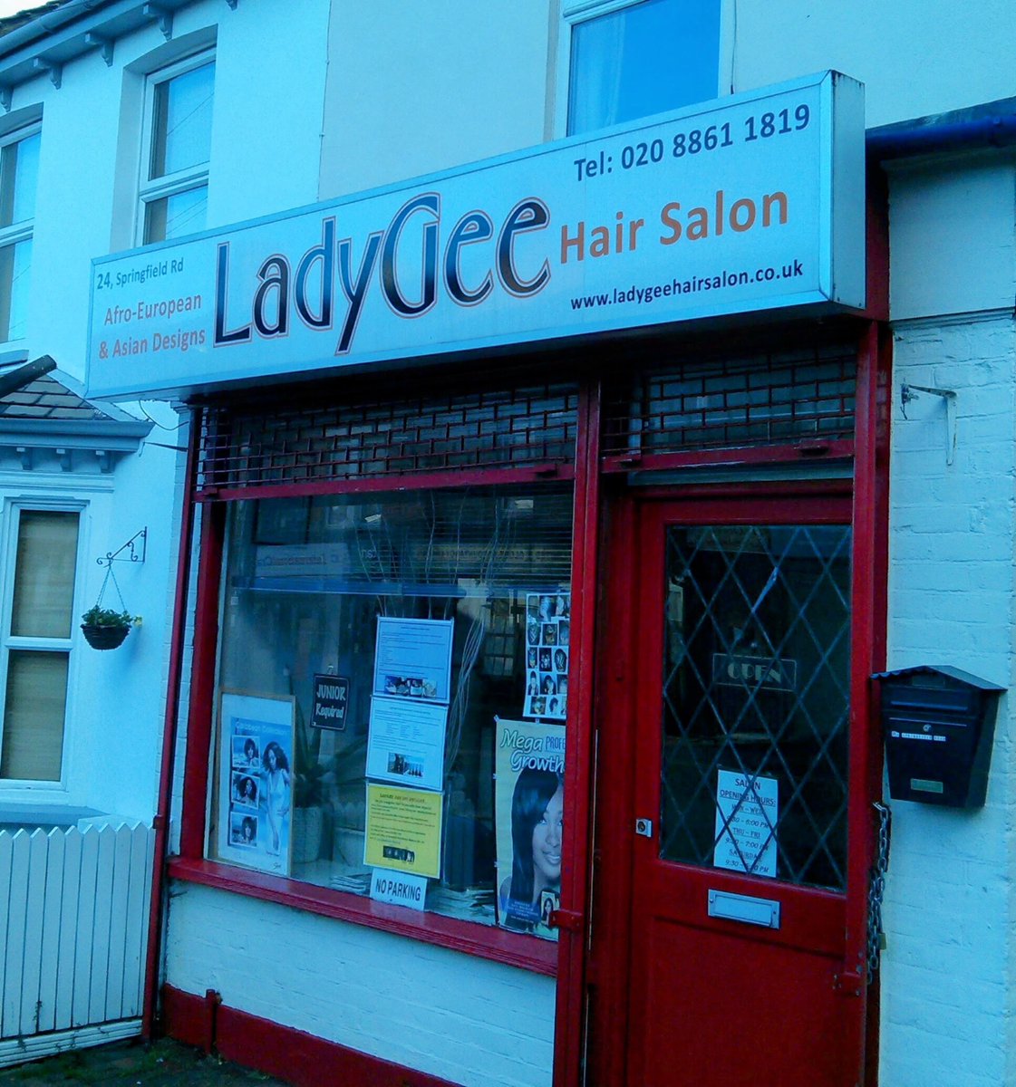 Memories of my favourite shop sign from London… but only for the Irish. 

Must have taken this 10 years ago, and it’s still open.