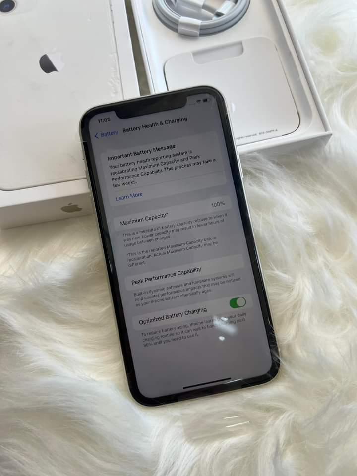 lomlcart's tweet photo. wts lfb ph

✶ iphone 11 128gb (11 days old only)
♡ white

💸 29,500

— factory unlocked
— no issue
— no dents or scratches
— can pass as brandnew
— 100% battery health 
— openline
— ntc approved

dm for inquiries! 

⌗ helping a friend https://t.co/WF1PLWWKZe
