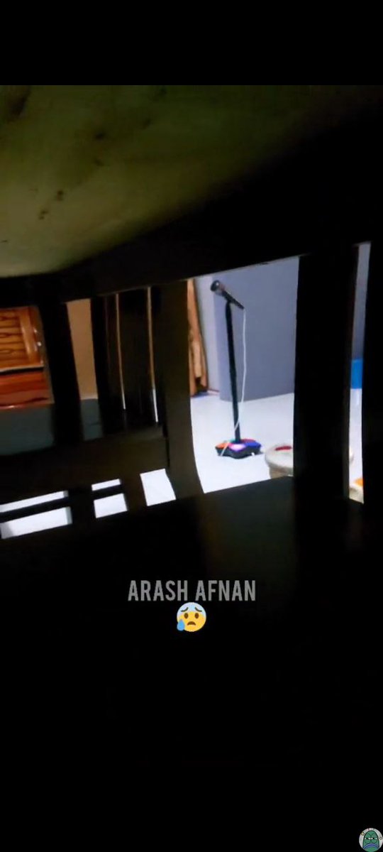 Guys kalian udah pada liat ini belum? serem banget woi tapi adeknya berani banget sendirian 😭, videonya aku drop direply 💚