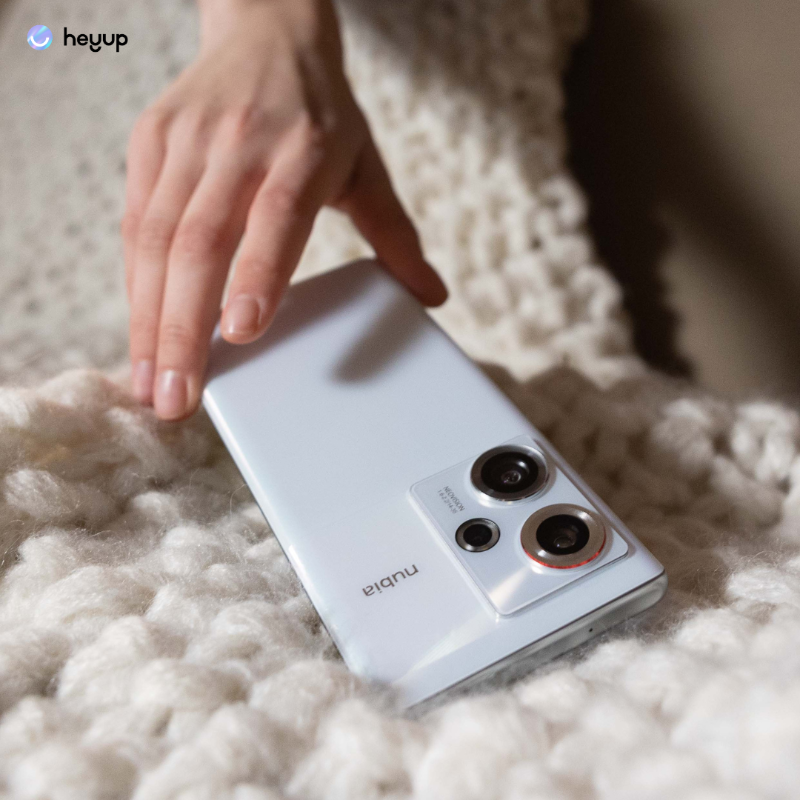 heyup_now's tweet photo. 🌟 Ready to immerse yourself in the effortless elegance of #nubiaZ50? Don't miss out – seize the chance to be among the first to experience it! 🚀✨ 

Sign up for the FREE tryout today 👉 https://t.co/ZoK7zqJDK5

#Heyup #HeyupTryout #nubia