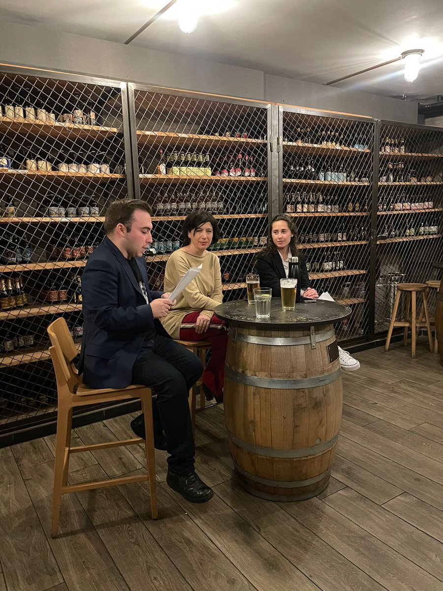 BecUE16's tweet photo. El pasado jueves nos tomamos unas cañas con Ana Gallego, directora general de DG JUST.

Muchas gracias a todos por venir y por vuestras preguntas! Nos vemos en la próxima! https://t.co/k9fscjuqzy