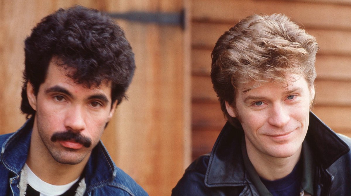 Reset 2023. What do you mean peanut butter is beefing with jelly? What did Oates do to Hall for this to occur? I know Hall was tired of writing all those magical songs and singing like an angel while Oates mugged the camera with his luxurious pornstache. #HallandOates